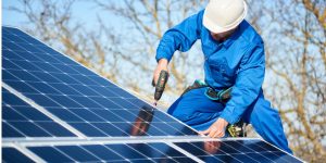 Installation Maintenance Panneaux Solaires Photovoltaïques à Jayac